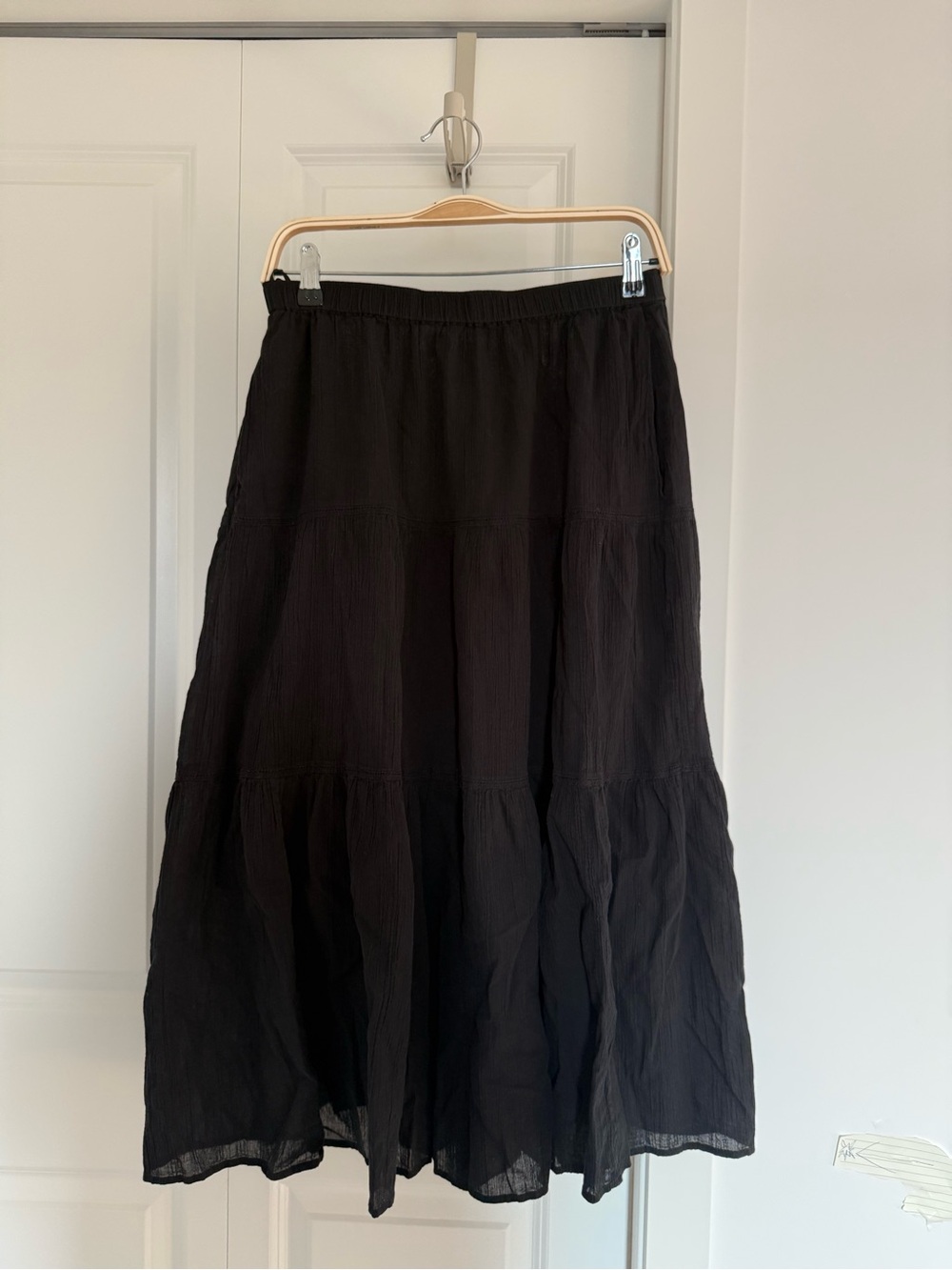 Uniqlo Black tiered Maxi Skirt